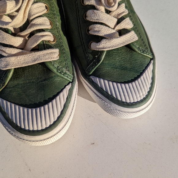 Frye Betty Low Lace Leather Sneakers Olive Size 6.5 Like New - Picture 6 of 11